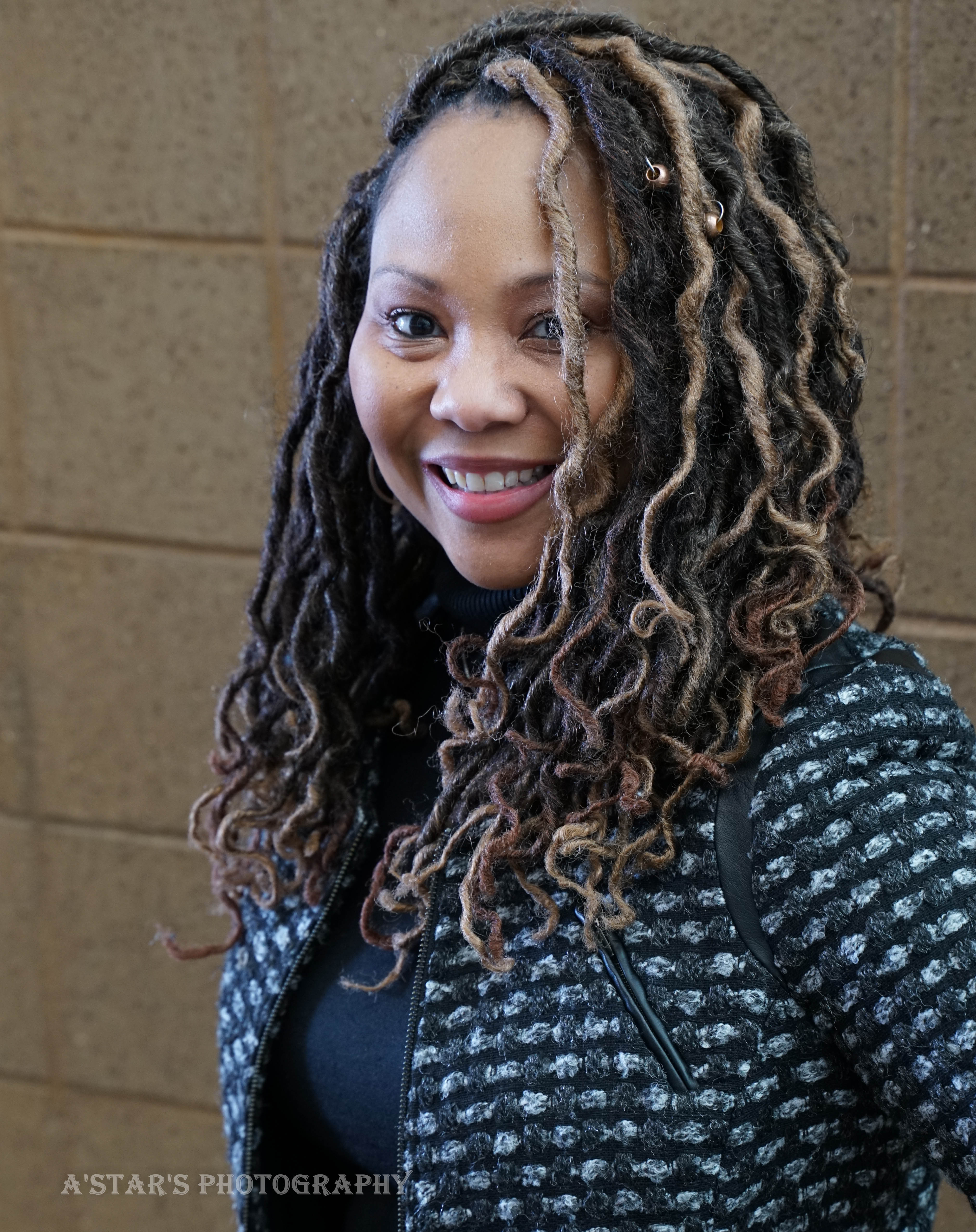 Author Kimberly Grayson